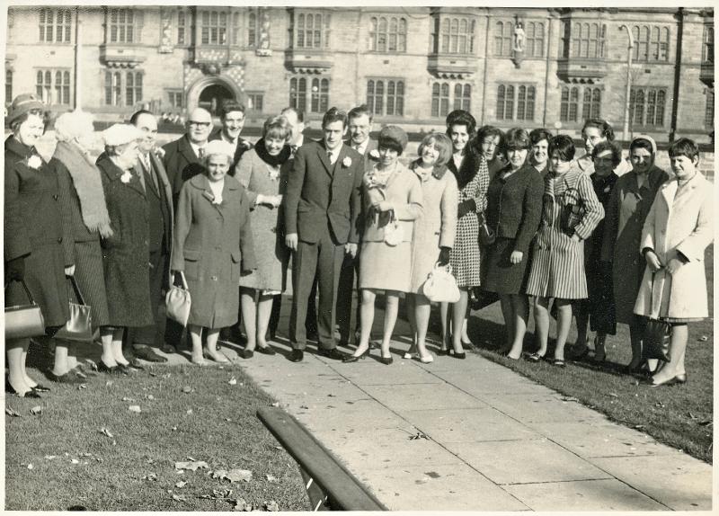 Carol Wilson & Keith Jones' wedding day, 29th October 1966 at Coventry Register Office - CLICK TO VIEW ZOOMED IMAGE Family image